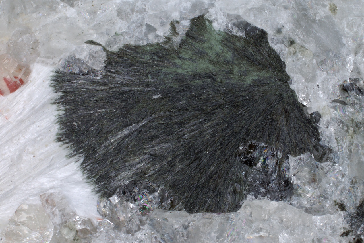 Julgoldit-Fe2+, pektolit - Image 2