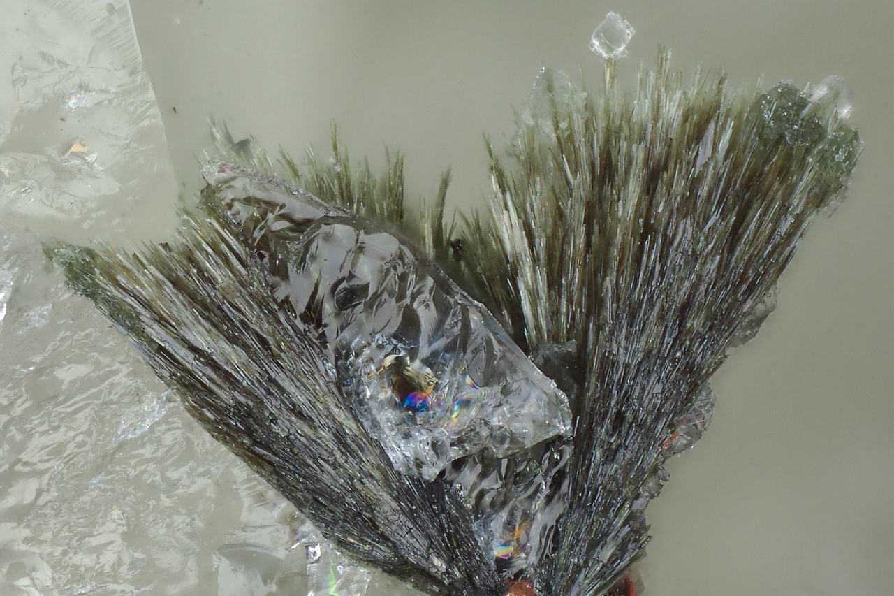 Julgoldit-Fe2+, datolit - Image 3