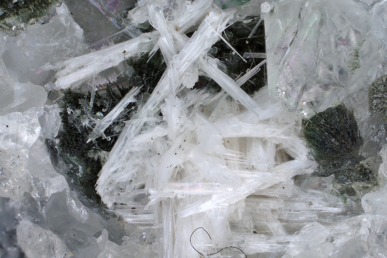 Julgoldit-Fe2+, pektolit - Image 6