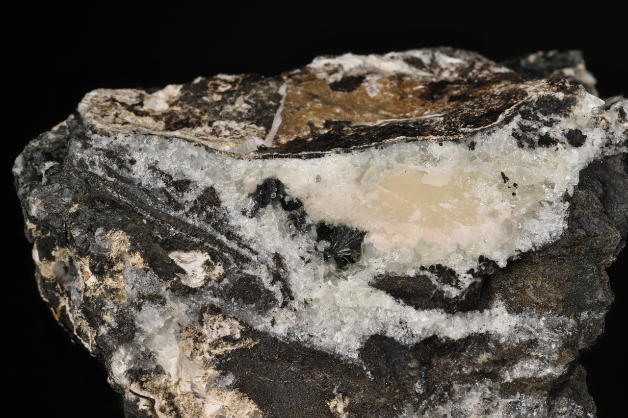 Julgoldit-Fe2+, pektolit - Image 9