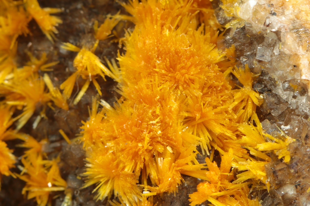 Boltwoodit - Image 5