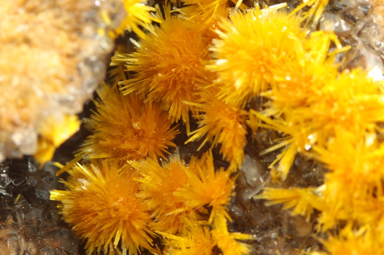 Boltwoodit - Image 8