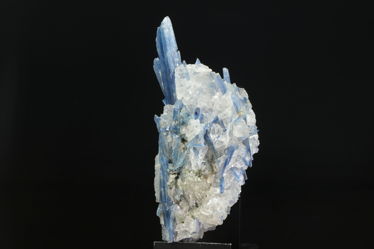 Kyanite - Image 3