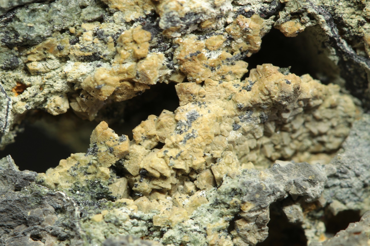 Schoenfliesit - Image 5