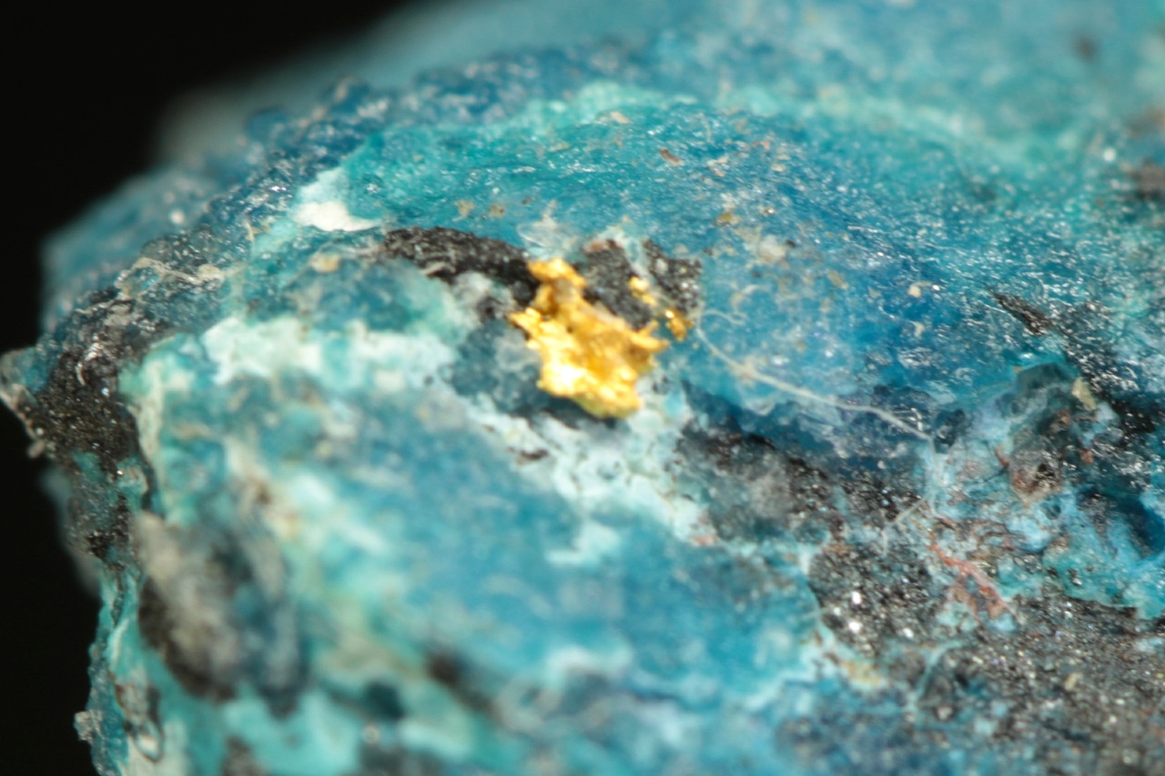 Gold, shattuckite - Image 5