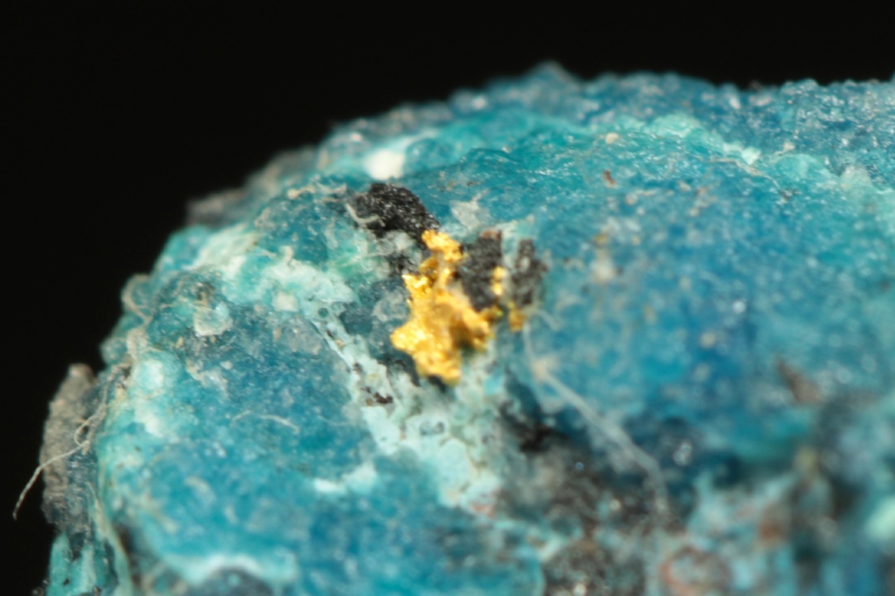 Gold, shattuckite - Image 6