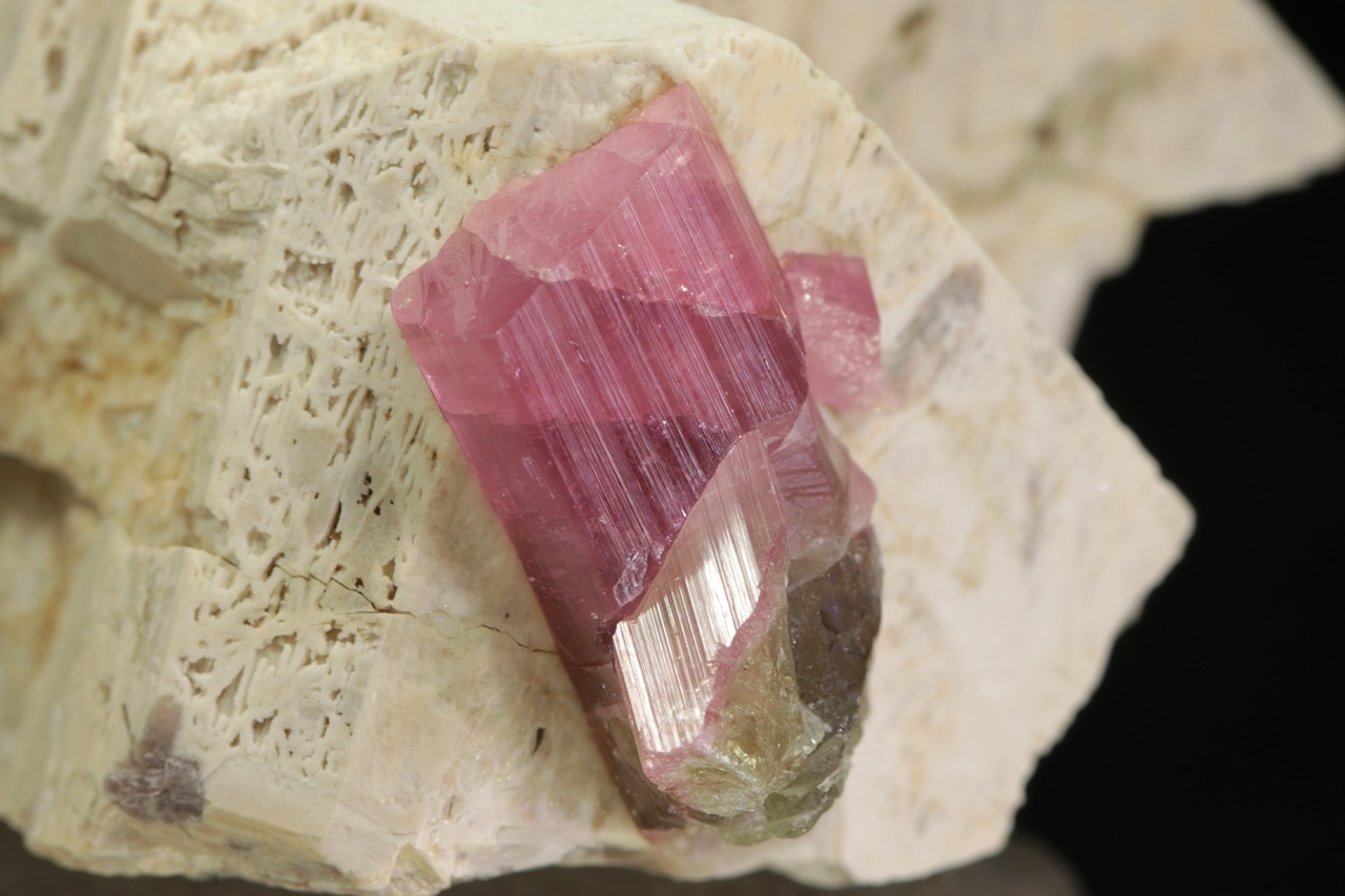 Turmalín, mikroklín - Image 7