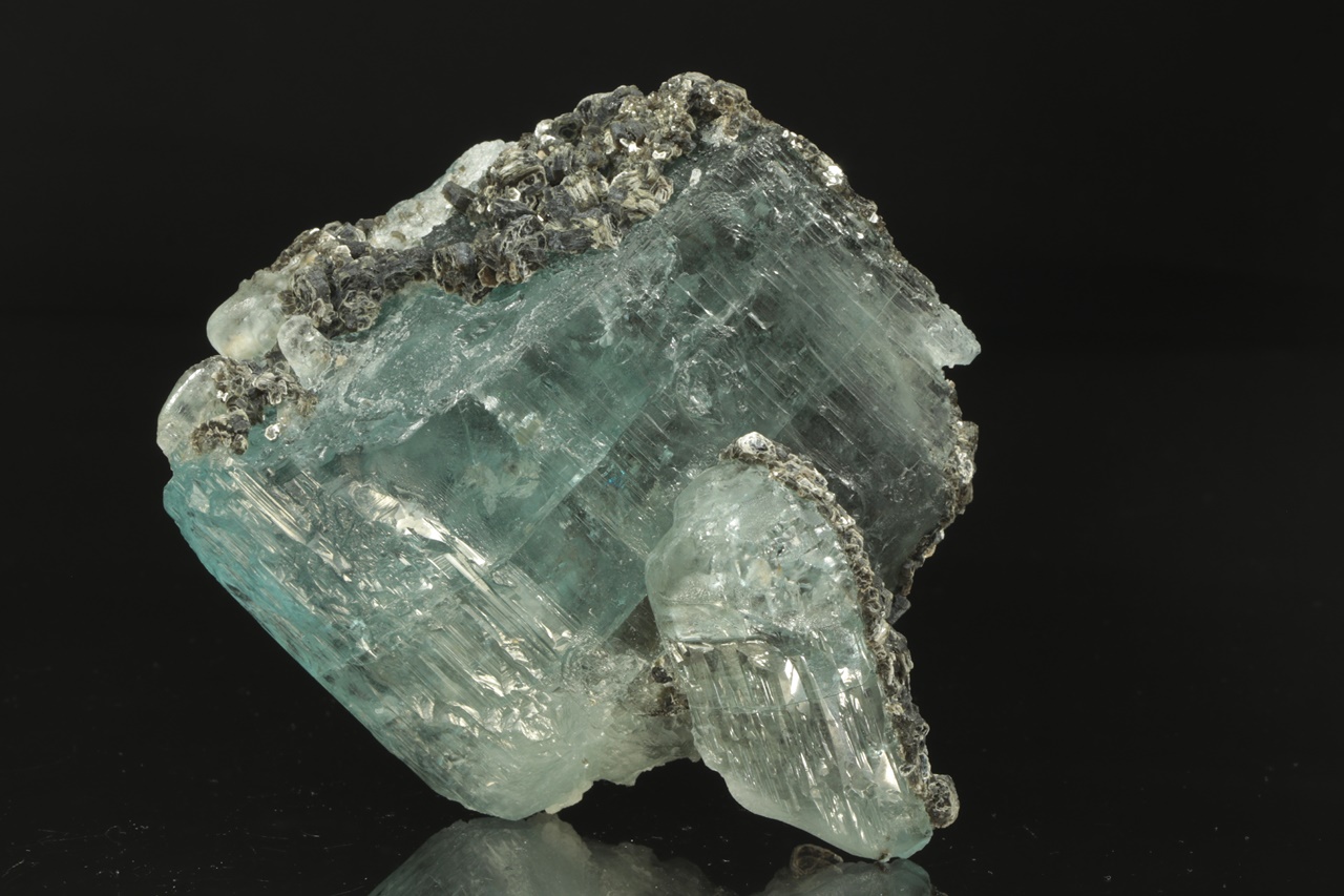 Topaz, biotit